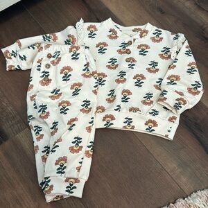 Jessica Simpson matching set